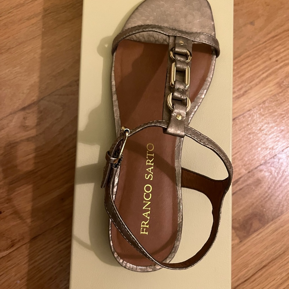 Franco Sarto metallic sandals - Picture 5 of 5